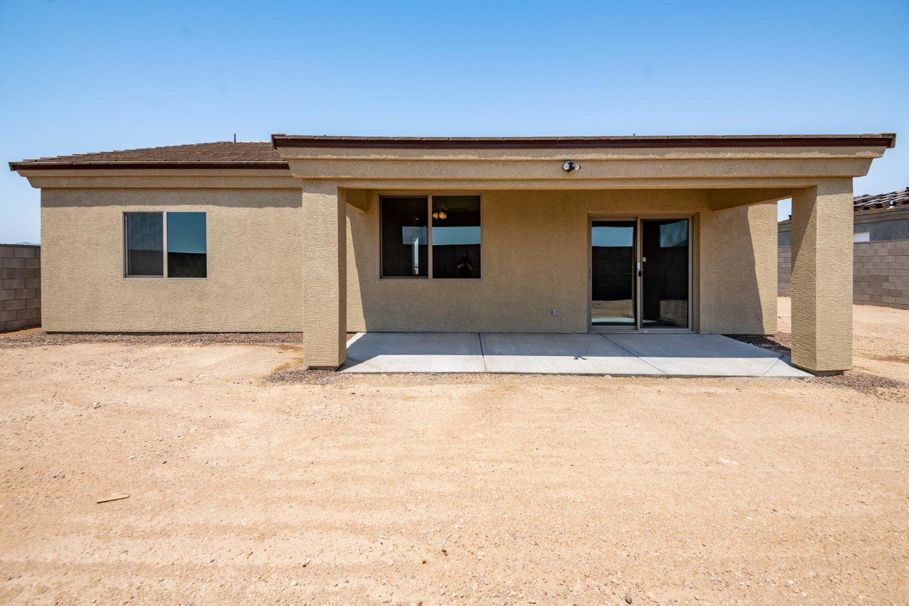 New Home Construction in Kingman AZ, Custom Home Builder Services, Modern Home Design Trends, Arizona Real Estate, Home Buyer