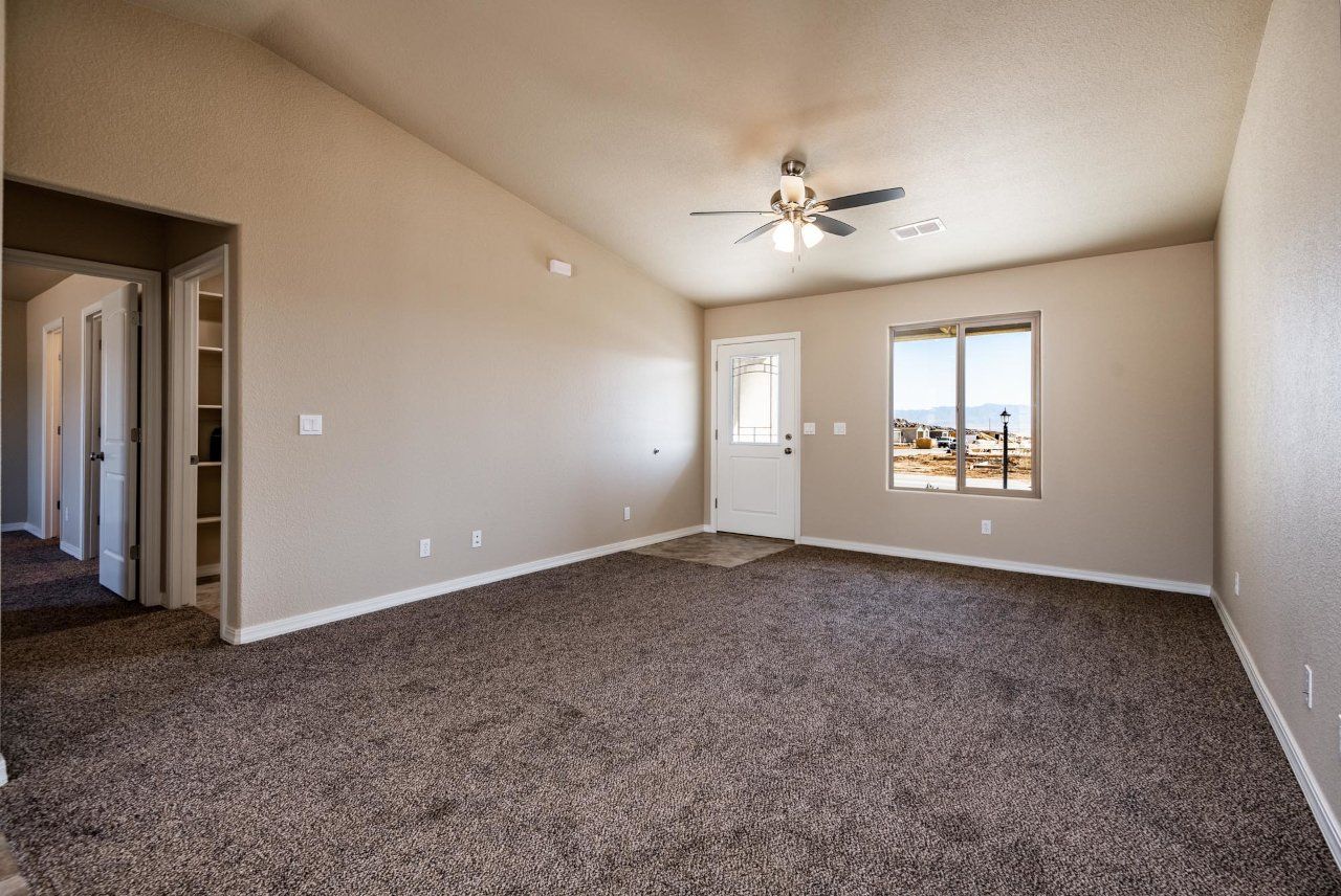 New Home Construction in Kingman AZ, Custom Home Builder Services, Modern Home Design Trends, Arizona Real Estate, Home Buyer