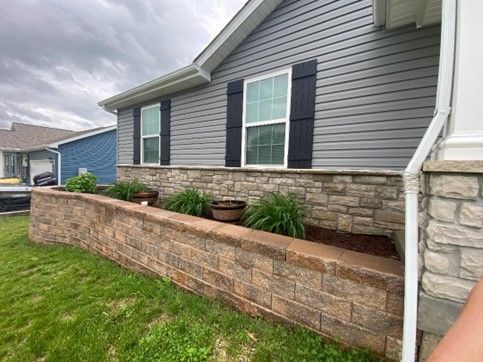 Retaining wall work - Wentzville, MO - Nelson Concrete & Construction