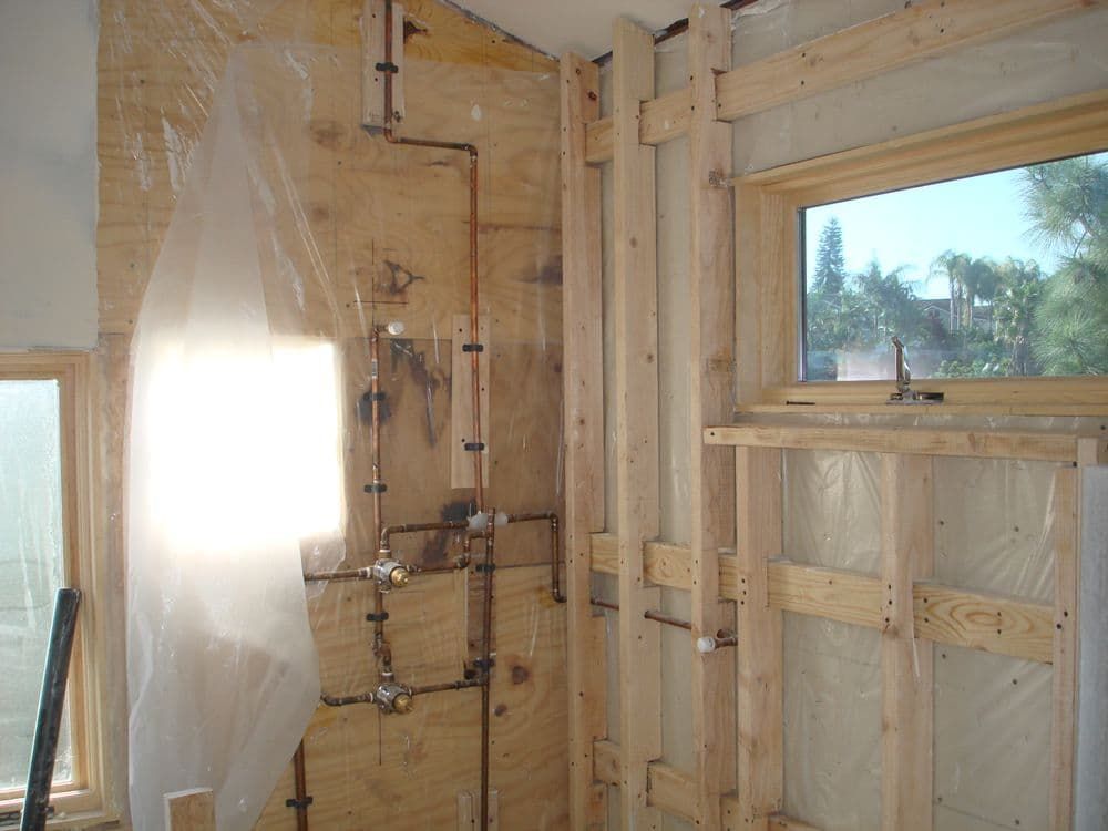 Bathroom pipes