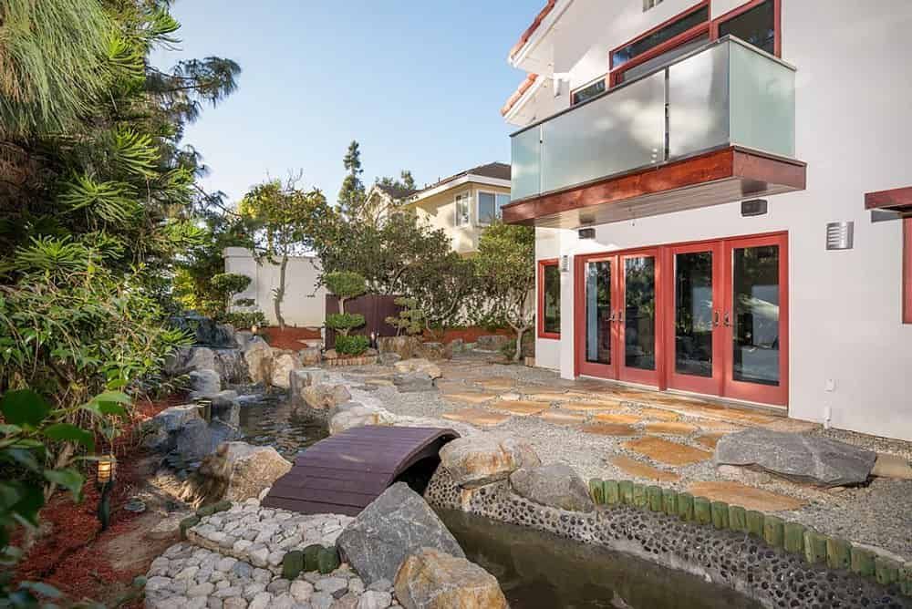 House backyard