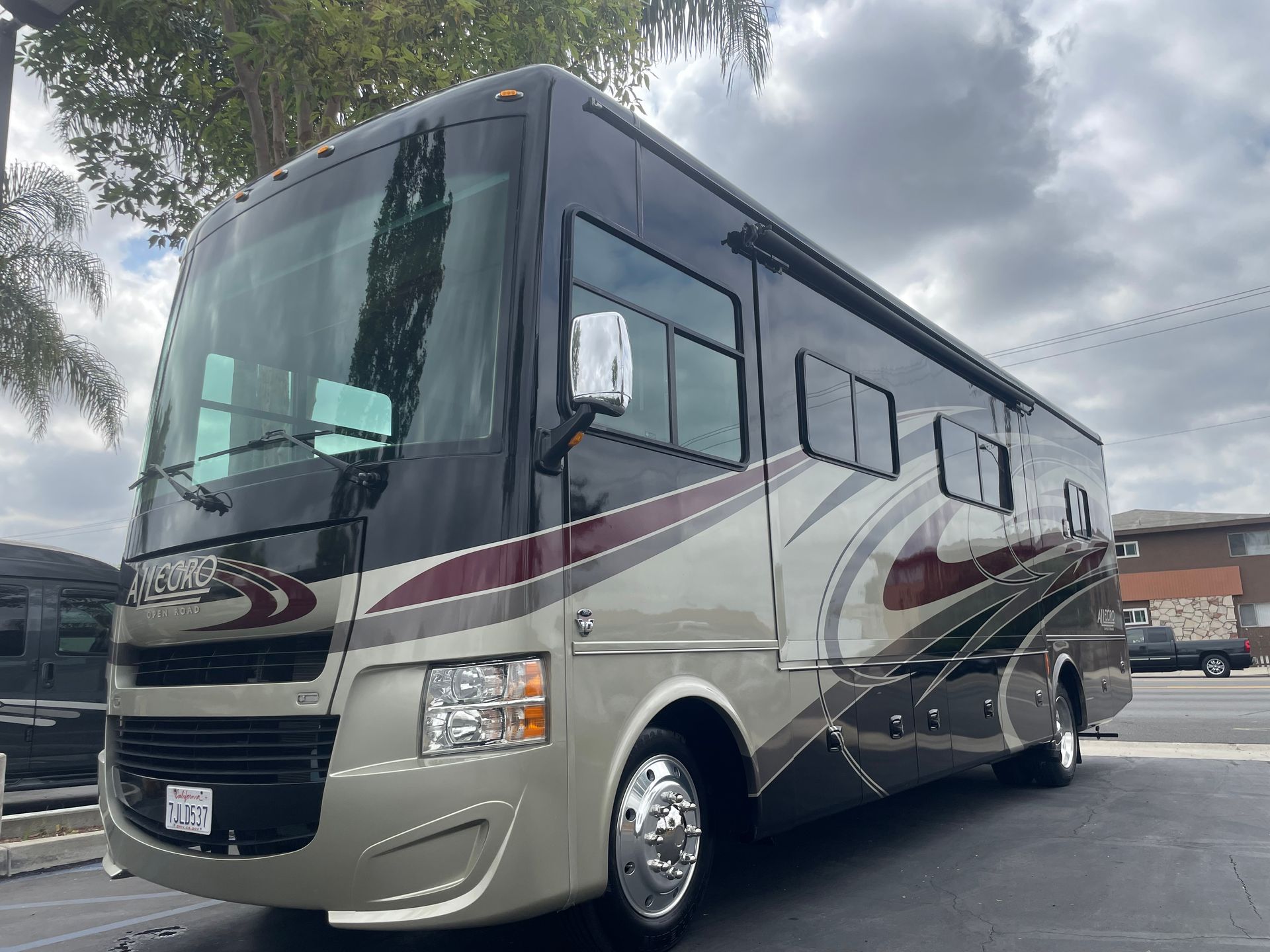SOLD! 2015 Tiffin Allegro Open Road 31SA - SOLD!