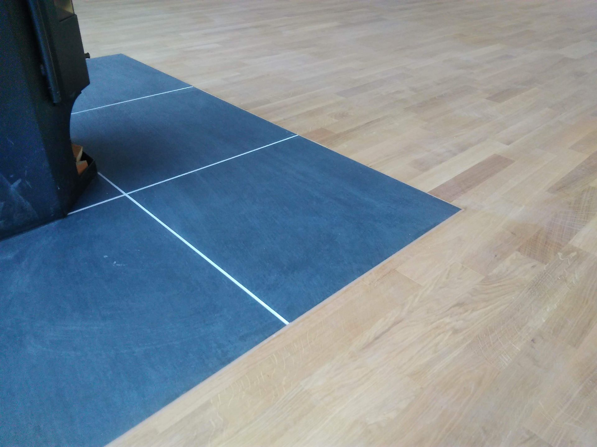 Funkenschutzplatten aus Feinsteinzeug