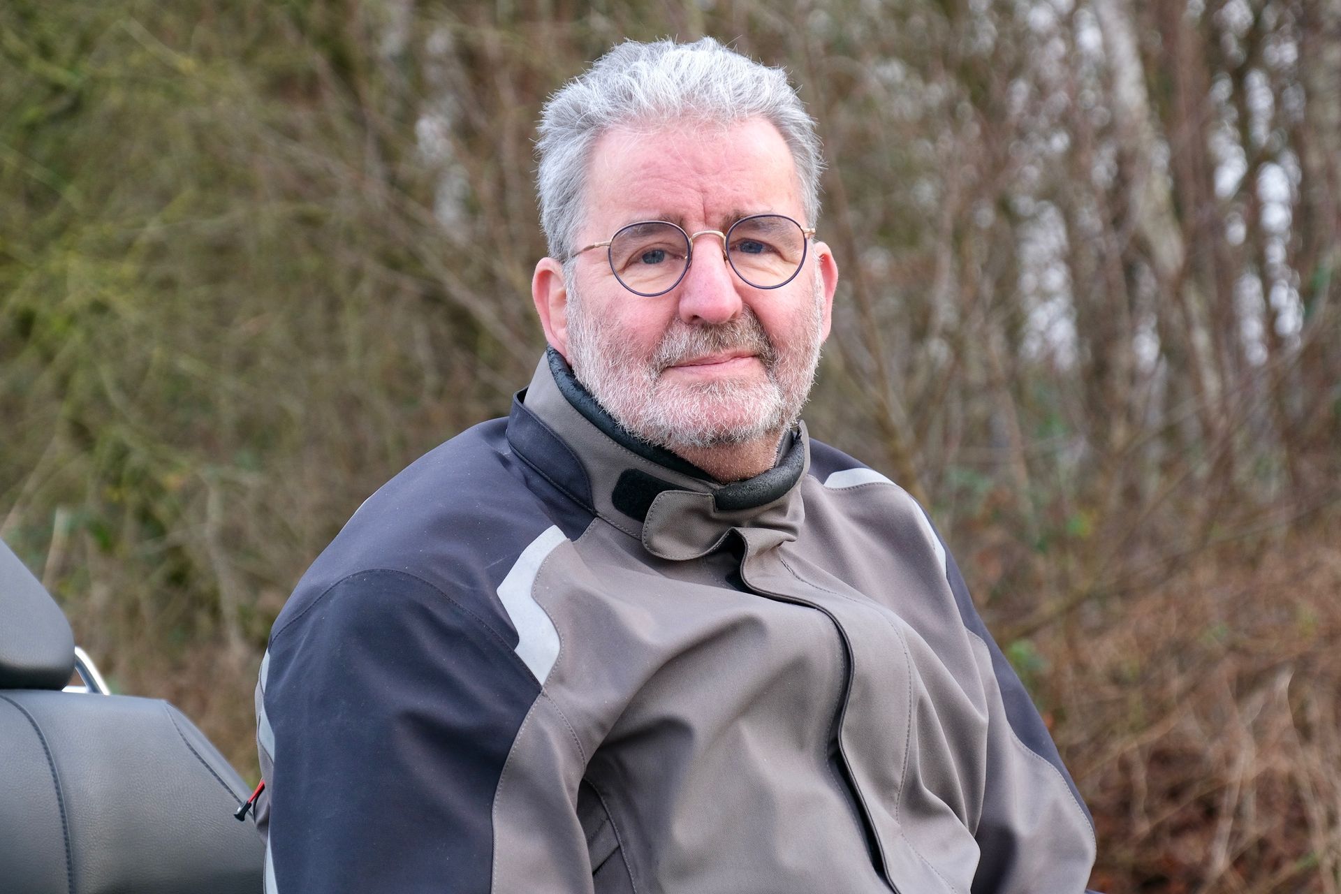Portret van de bestuurder van De Laatste Motorrit