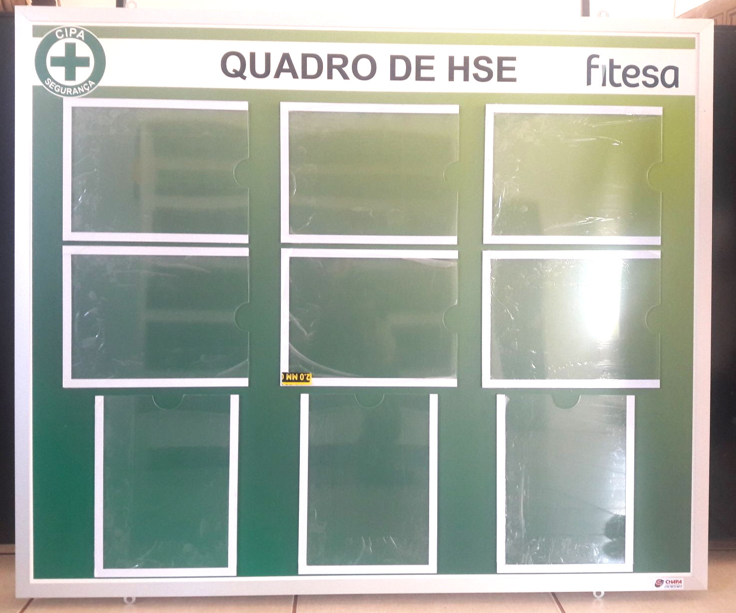 Quadro HSE, com display em acrílico, envelope, bolsa plastica