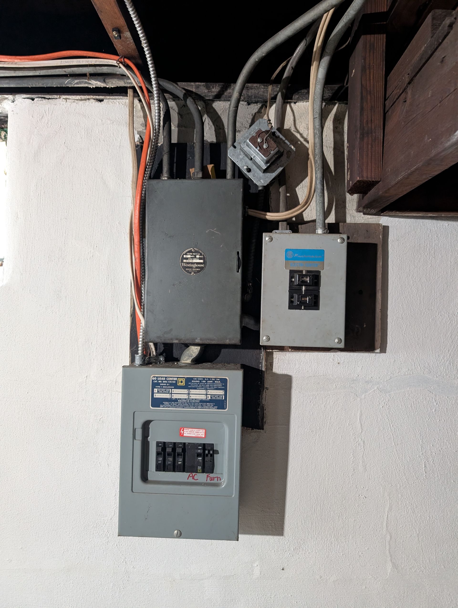  Electrical panel replacement completed by Bright Electric in the Evansville area.
