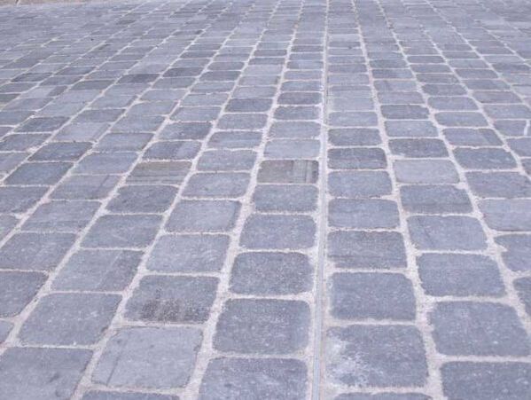 Belgian blue stone cobbles laid in rows