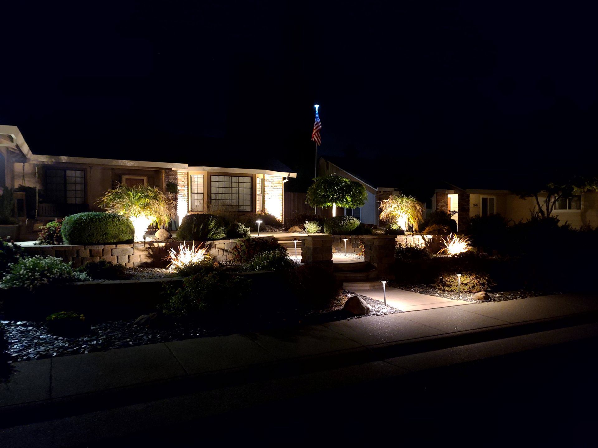 Low voltage lighting installation