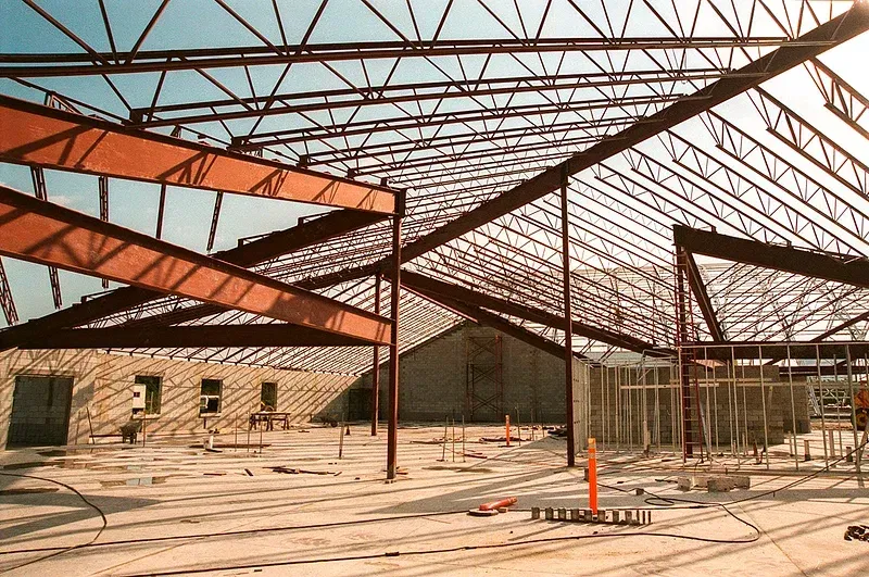Red iron steel shop
