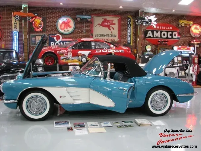 1960 Corvette Tasco Turquoise Turquoise Interior  230hp Automatic , Air  &ldquo;Sold  In&rdquo;