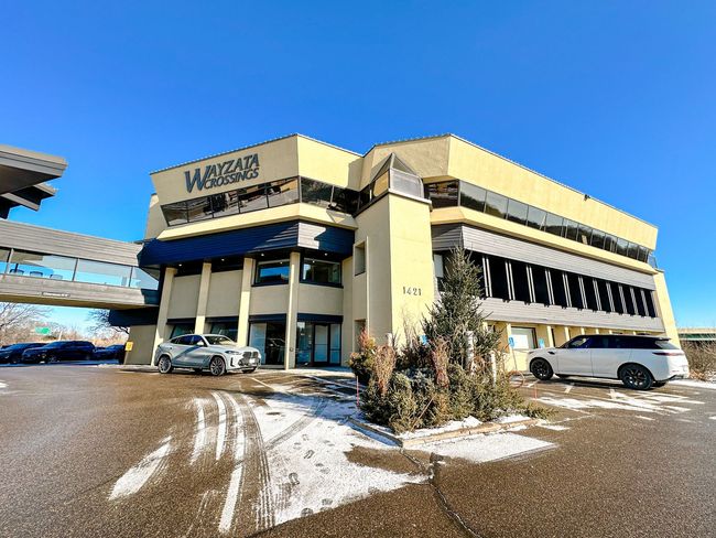 Wayzata Crossings