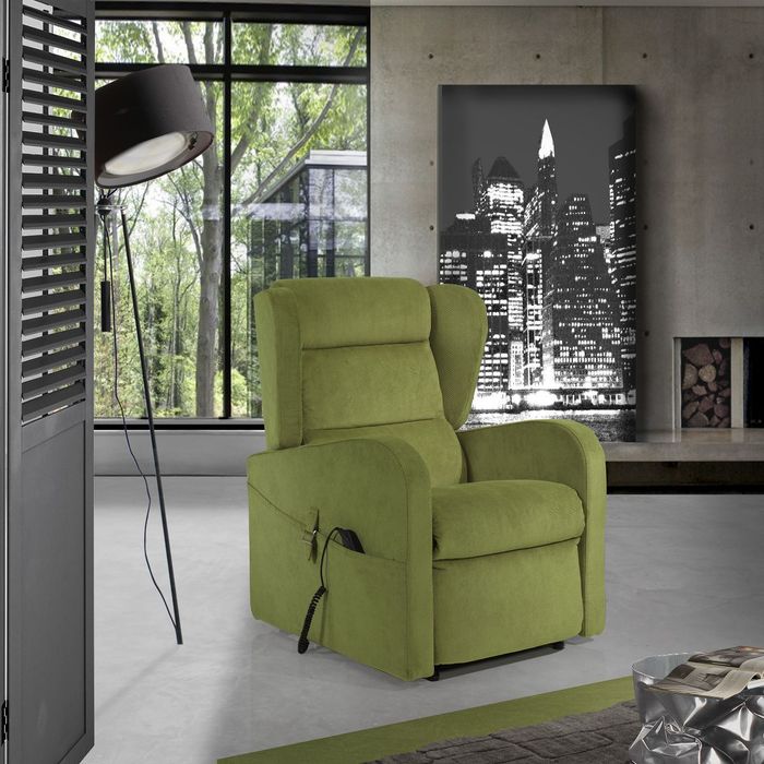 Salotto con poltrona verde