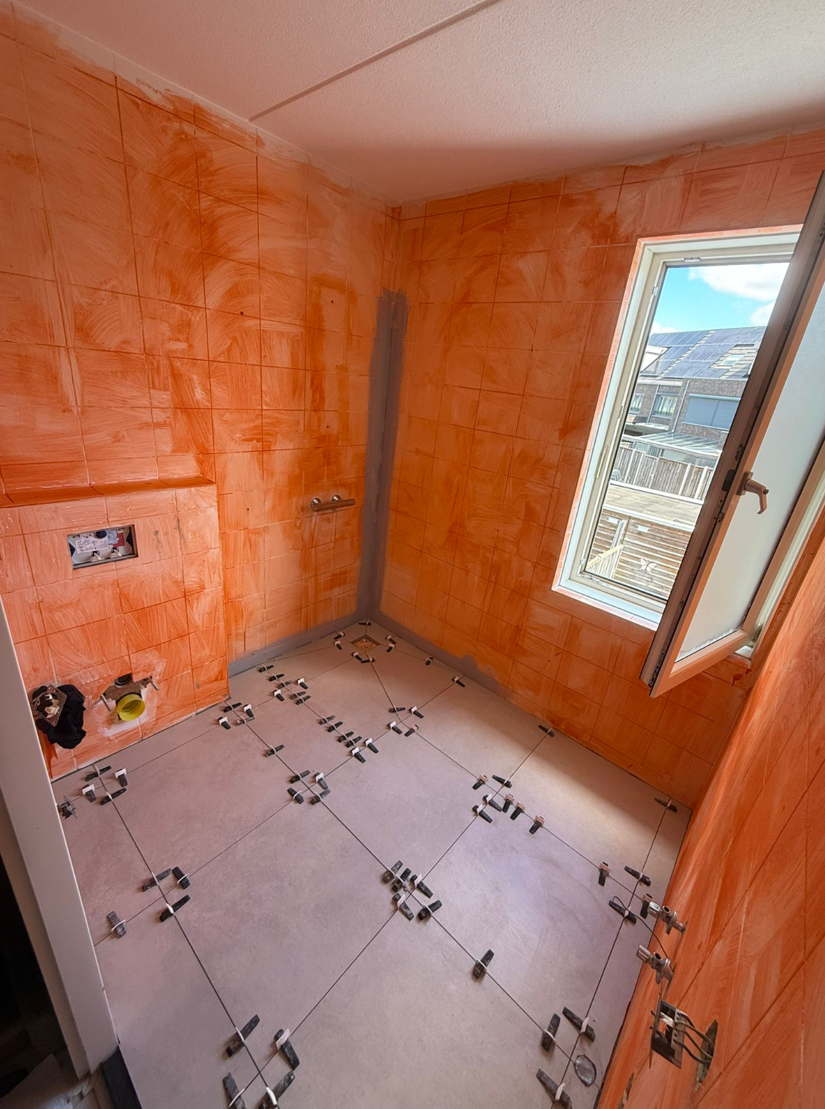 Vatan de tegelzetter-30mei-Badkamer, voor het project