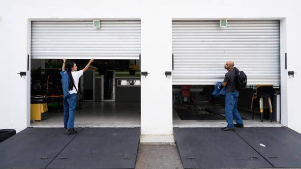  Vetting a garage door