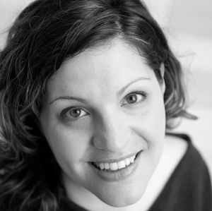 Kari Payne headshot