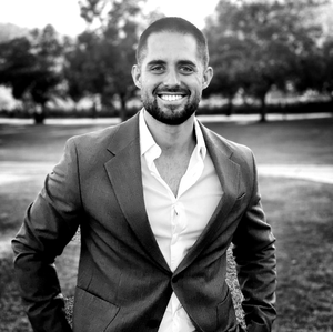 Julien Baeza headshot