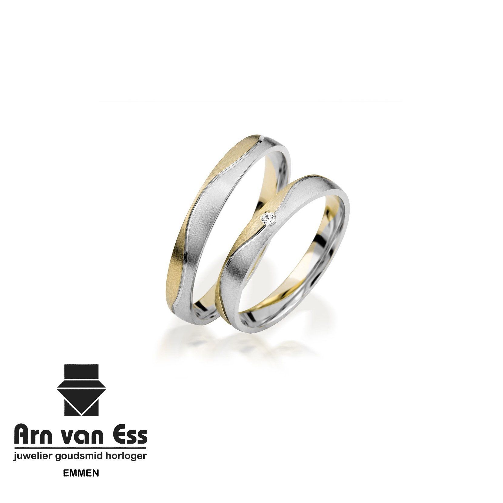Bicolor gouden trouwringen S155