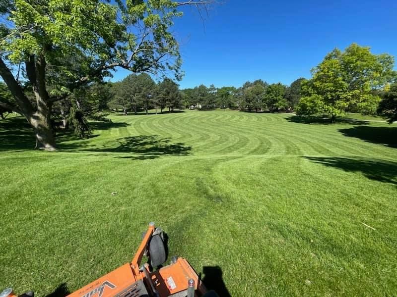 Lawn care services Omaha NE for healthy green lawns – Garret’s Lawn Services