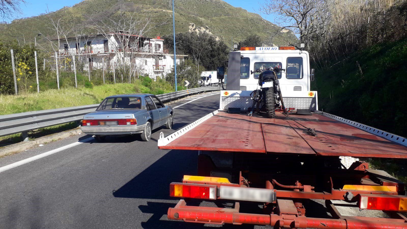 Mezzo per trasporto auto
