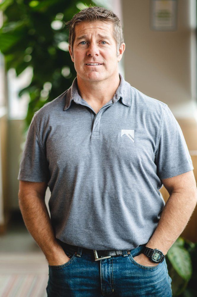 Headshot of Dale Moore