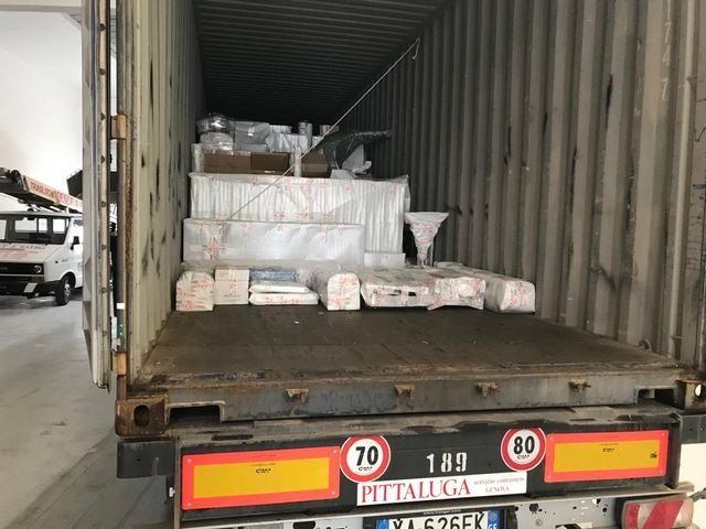 Container su camion