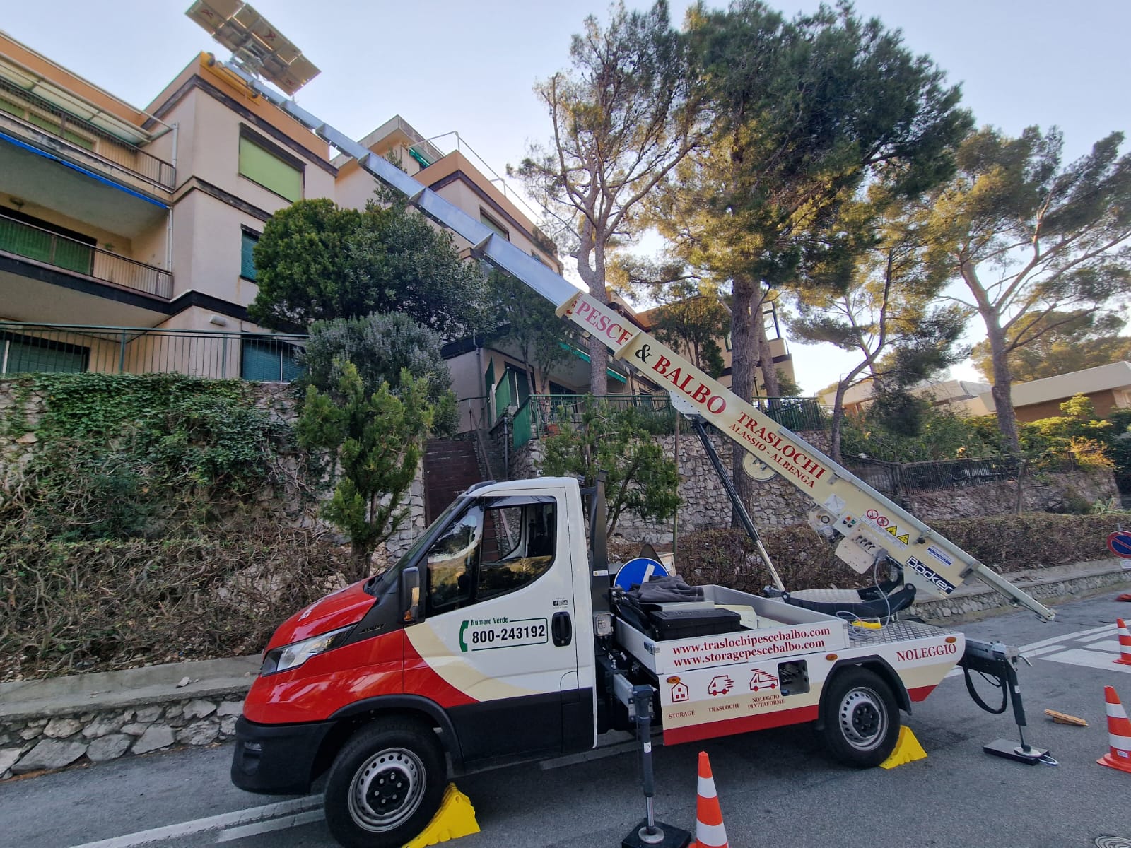 Noleggio piattaforme 16