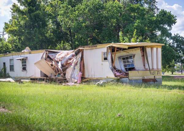 We Buy Distressed Mobile Home Parks