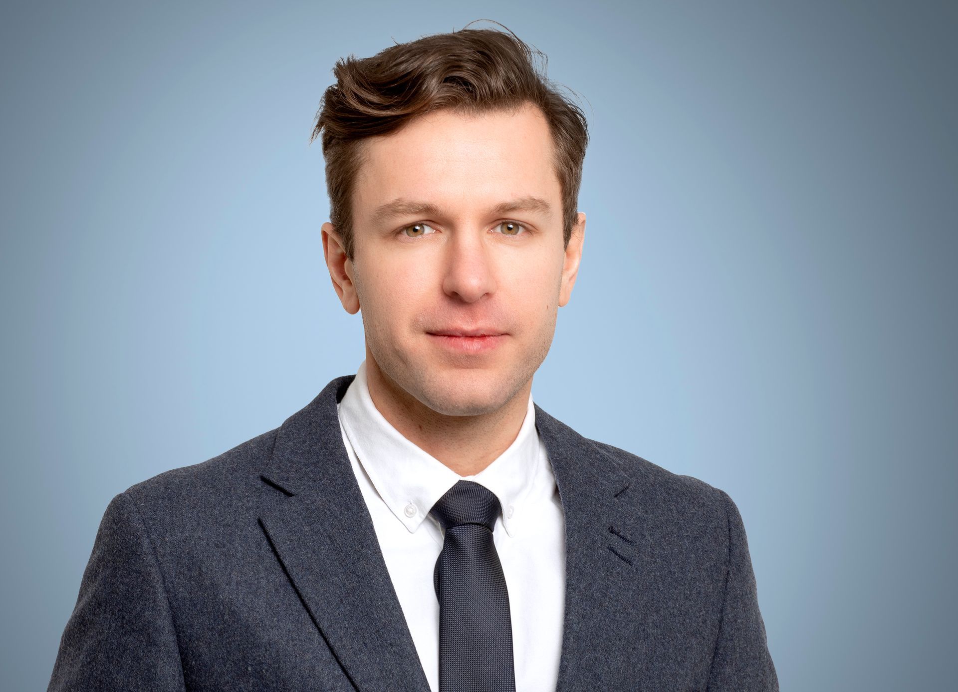 Advokatfullmektig Dennis Nystedt