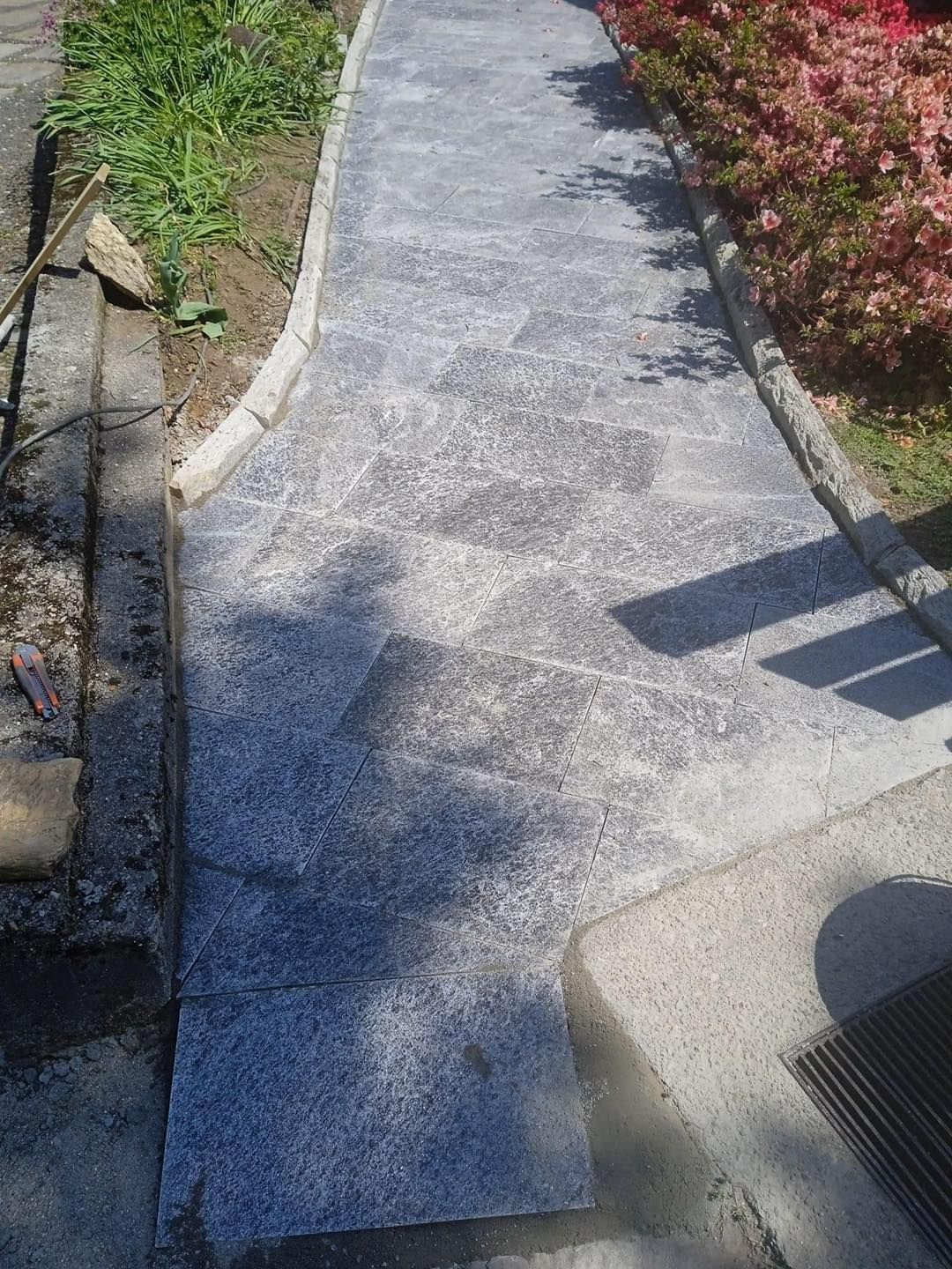 PAVIMENTAZIONI AUTOBLOCCANTI