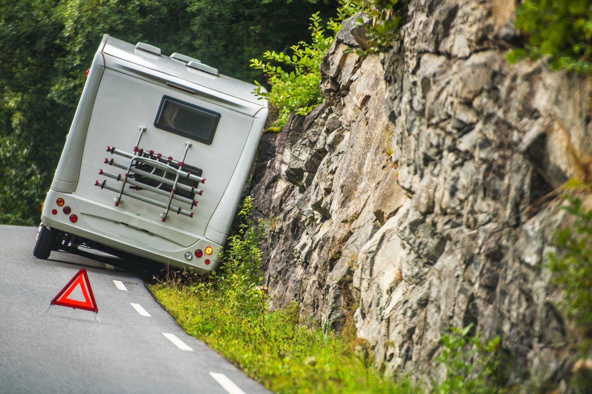 RV Camper Van Accident — Owensboro, KY — Cambron Body Shop