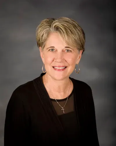Danette Hoftiezer