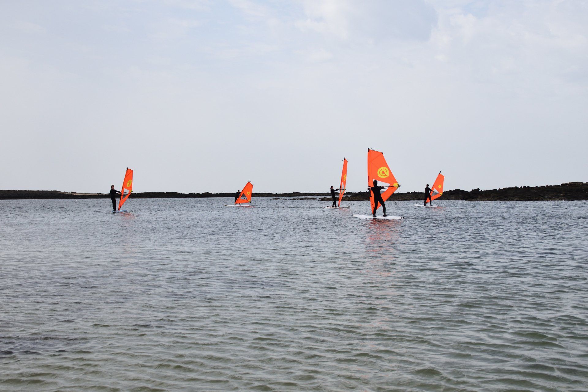 beginner windsurf class