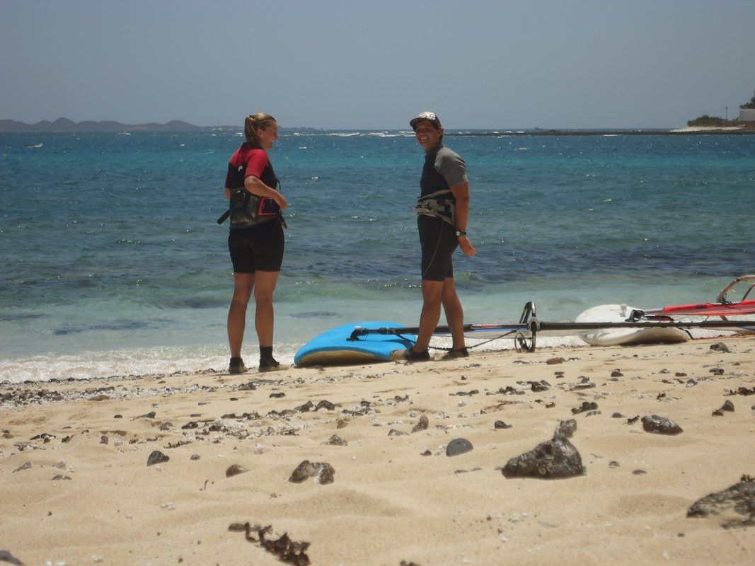 teaching windsurf in Corralejo