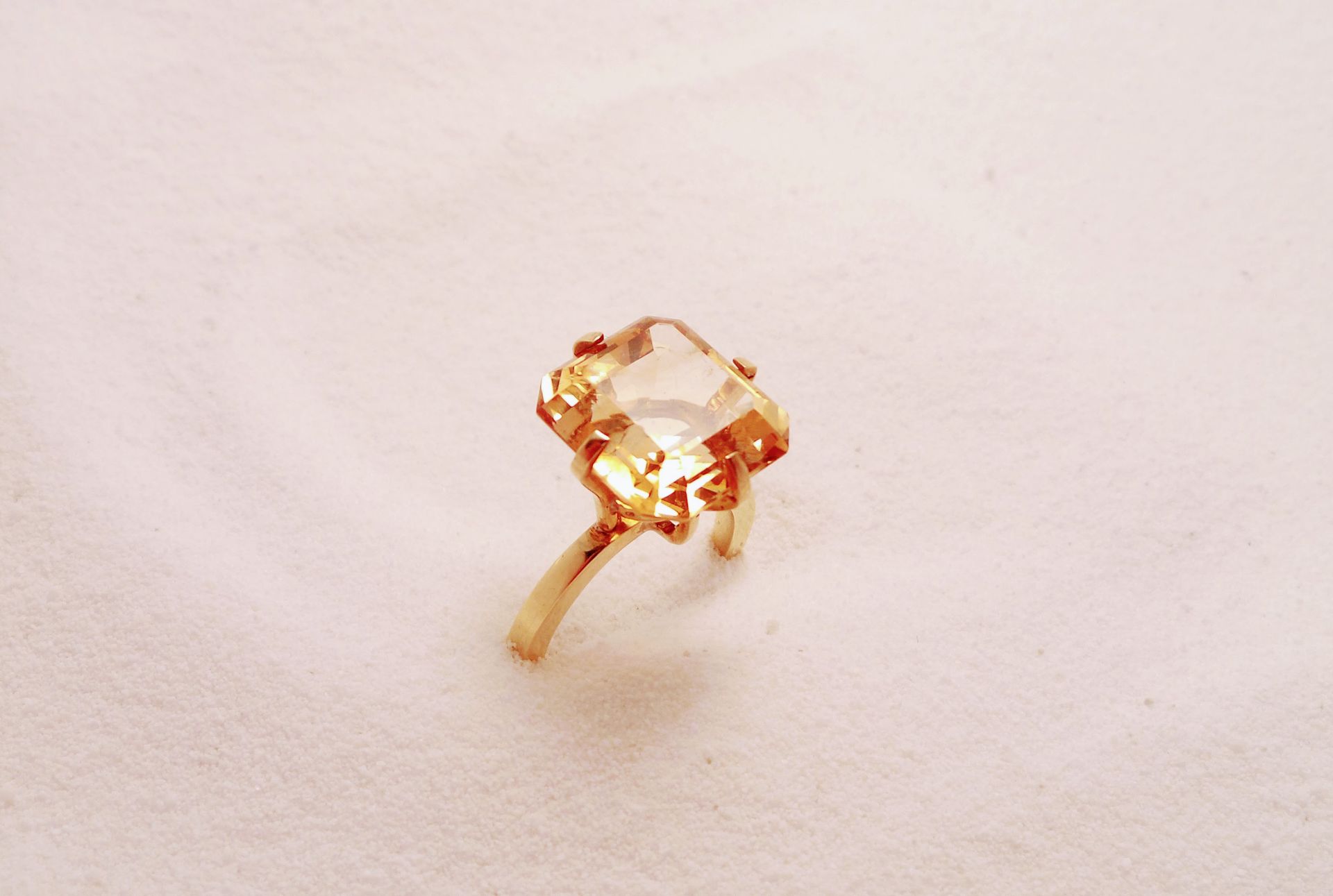 Ring van 24 kt goud met citrien - YK Art