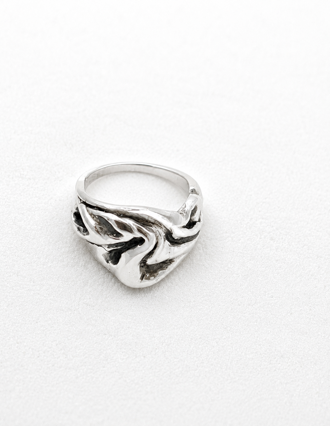 Ring van zilver gemaakt met de verloren-wastechniek - YK Art