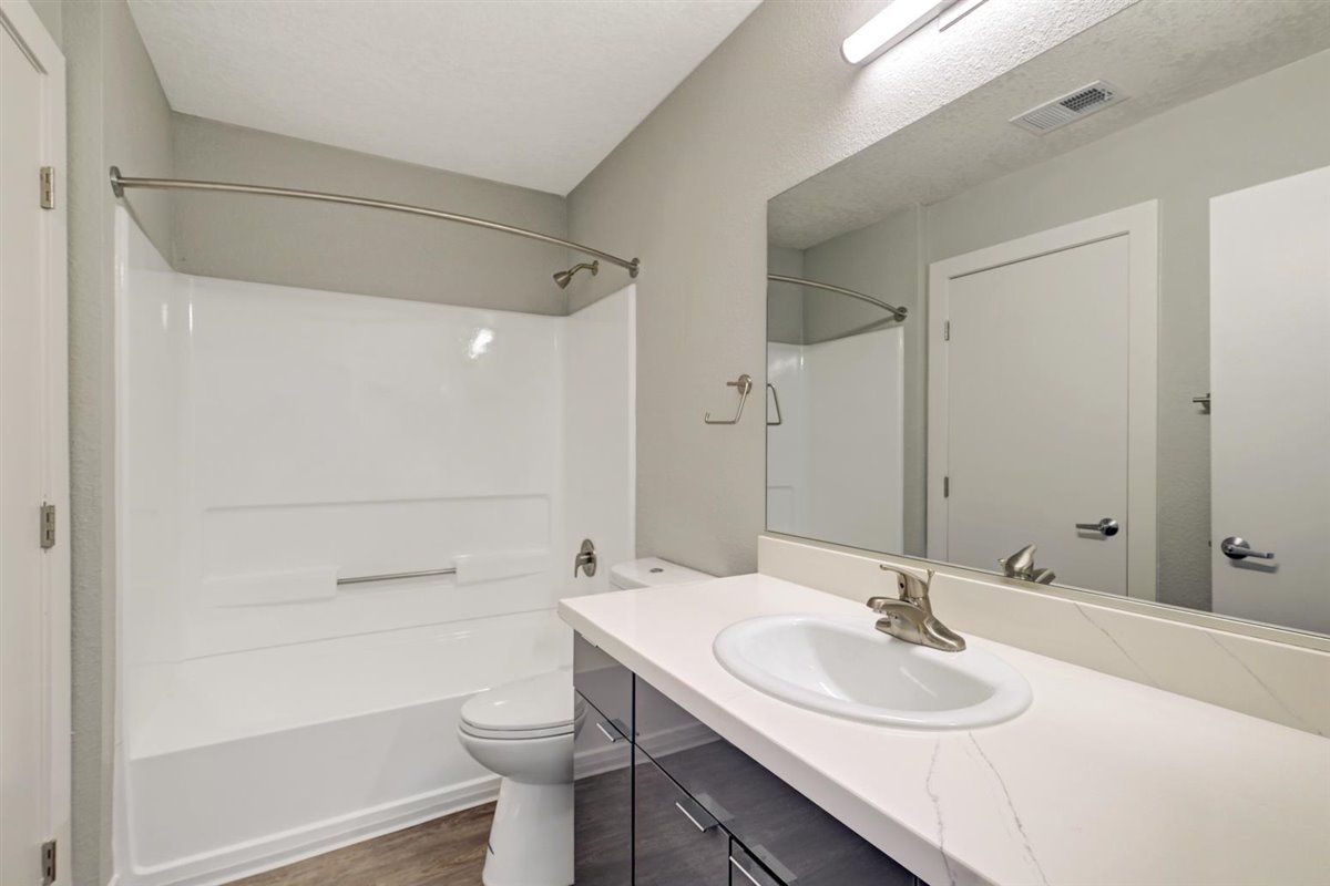 The James bathroom and tub area