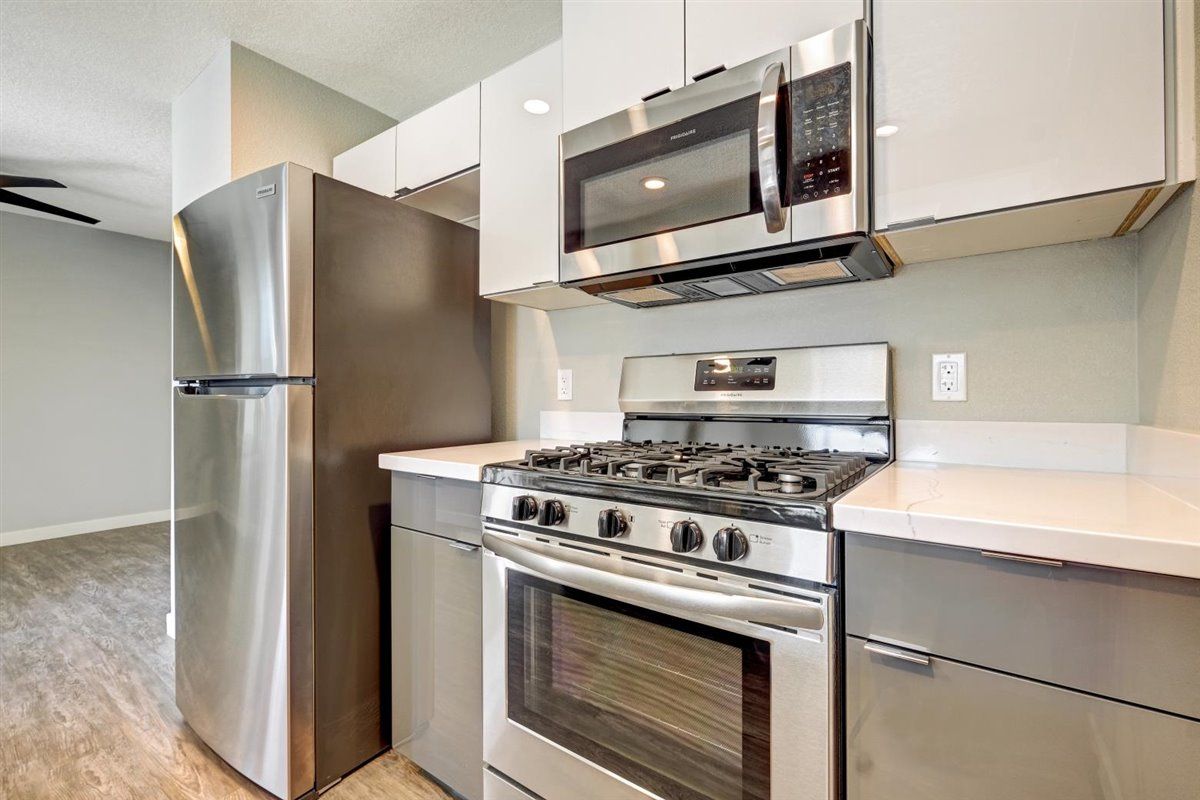 The James kitchen and microwave