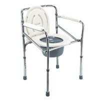 Silla inodoro portátil con reposabrazos, asiento blanco y cubo negro sobre estructura metálica.