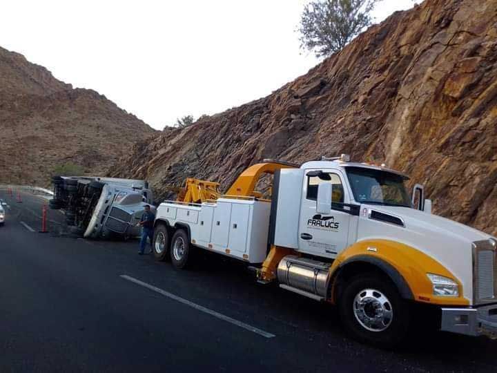Gruas Esau