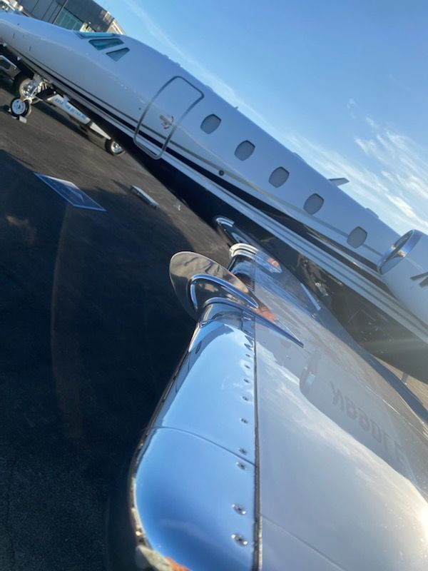 polished jet wing