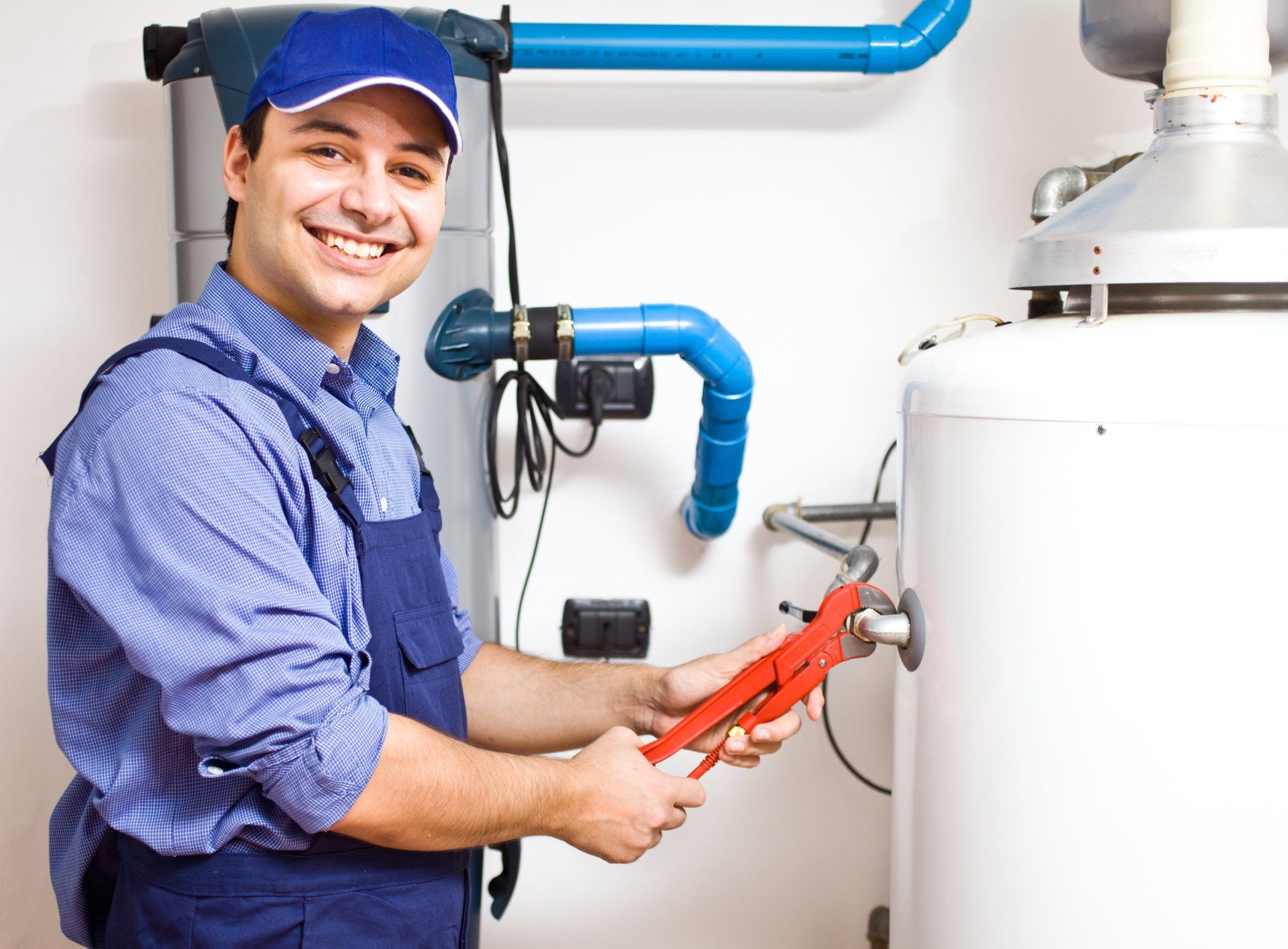 Backyard Tank | Freedom, WI | Reader Plumbing & Septic, Inc Backyard Tank | Freedom, WI | Reader Plumbing & Septic, Inc
