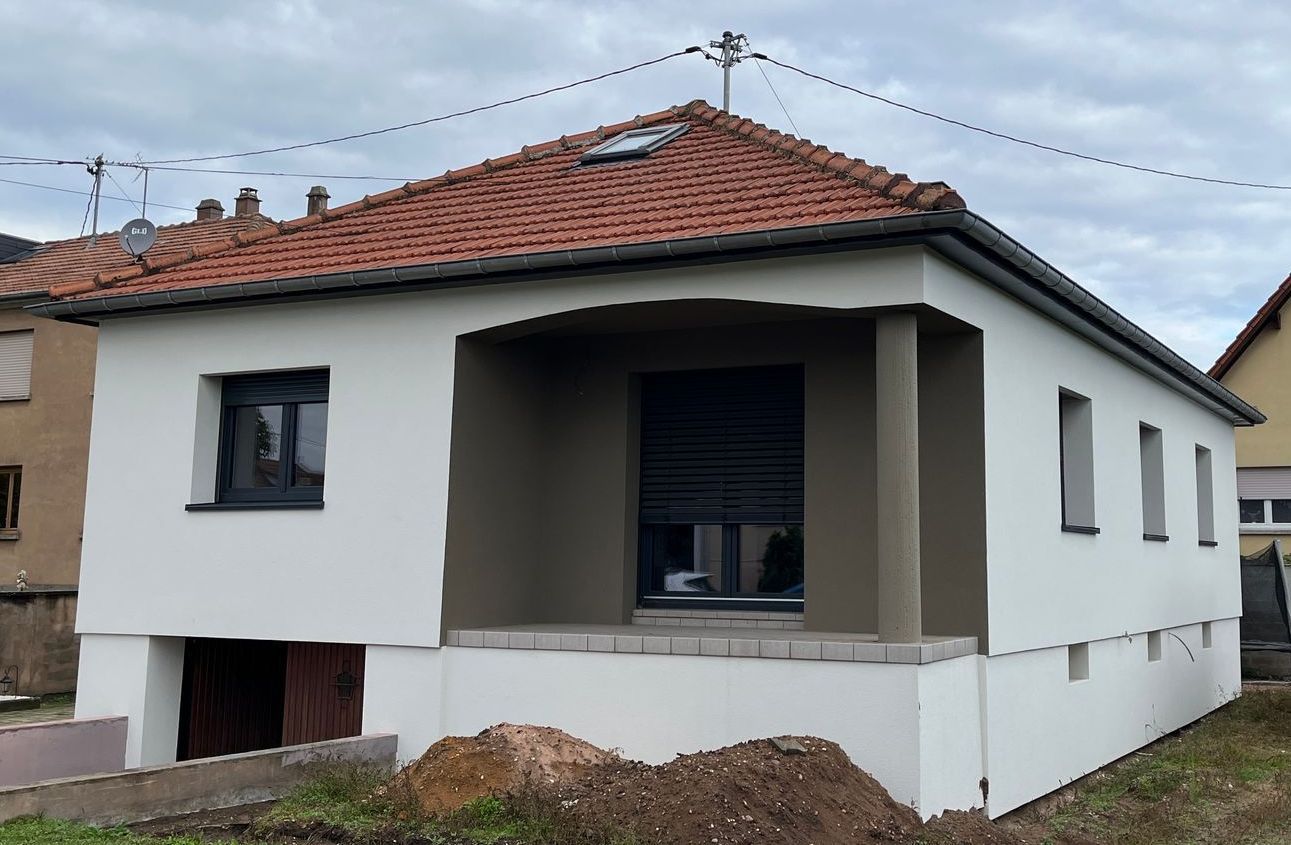 renovation global isolation changement de porte et fenetre et installation de pompe a chaleur en alsace bas rhin hageunau
