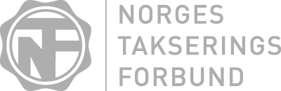 Logo for Norges Takserings Forbund i grått, med sirkulært emblem og tekst på hvit bakgrunn