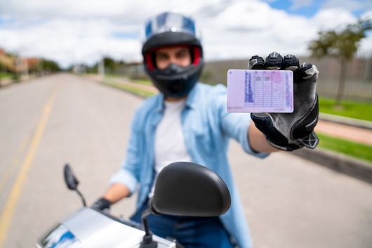 patente moto, scuola guida a Lecco