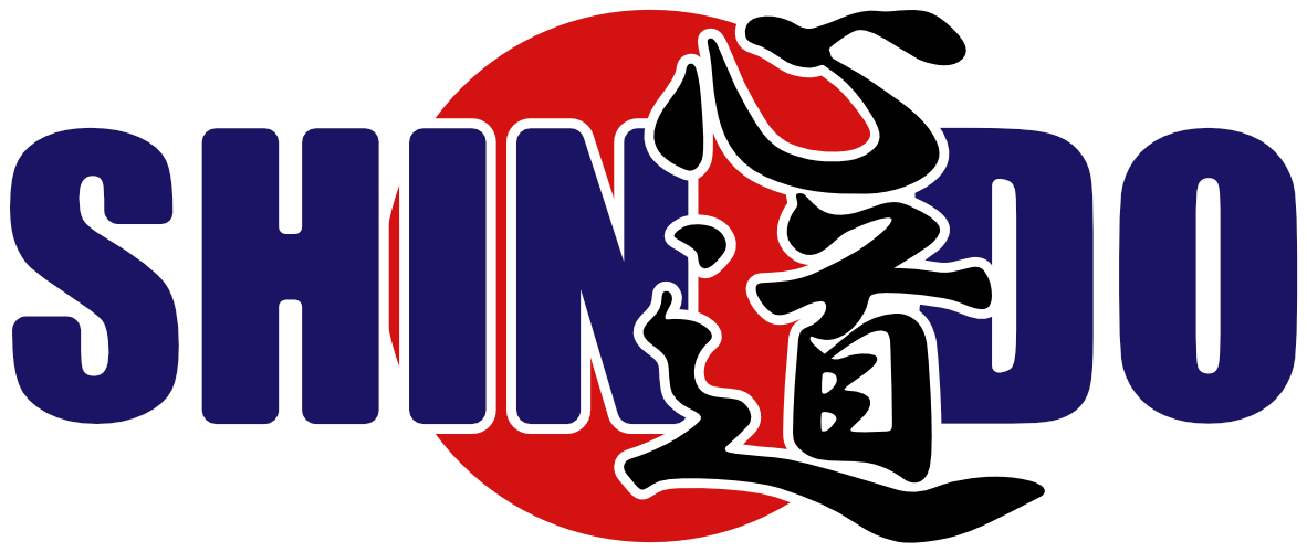 "SHINDO" textlogotyp, blå bokstäver på röd cirkelbakgrund med japansk kalligrafi.