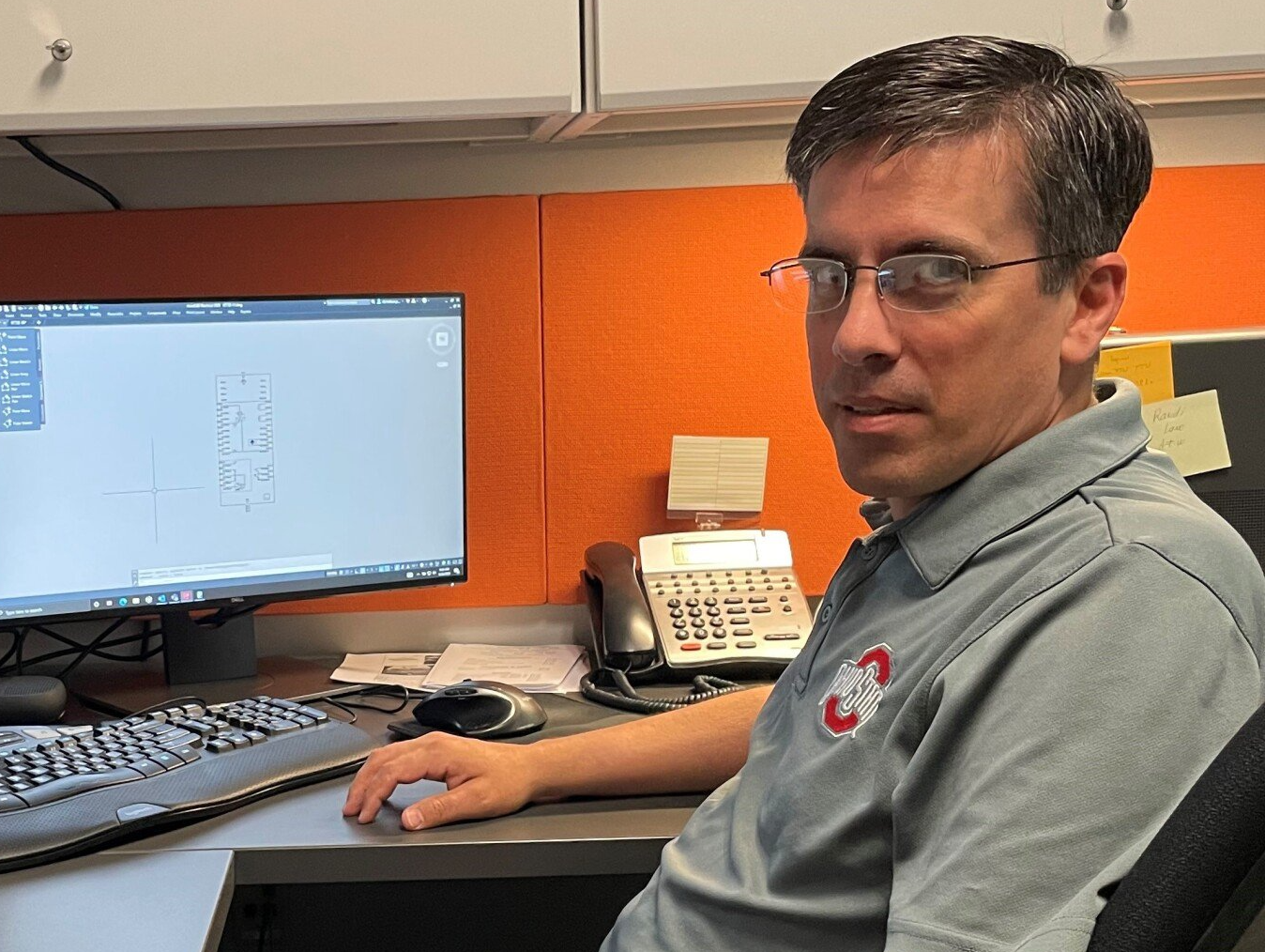Ken Echelberry at his desk.