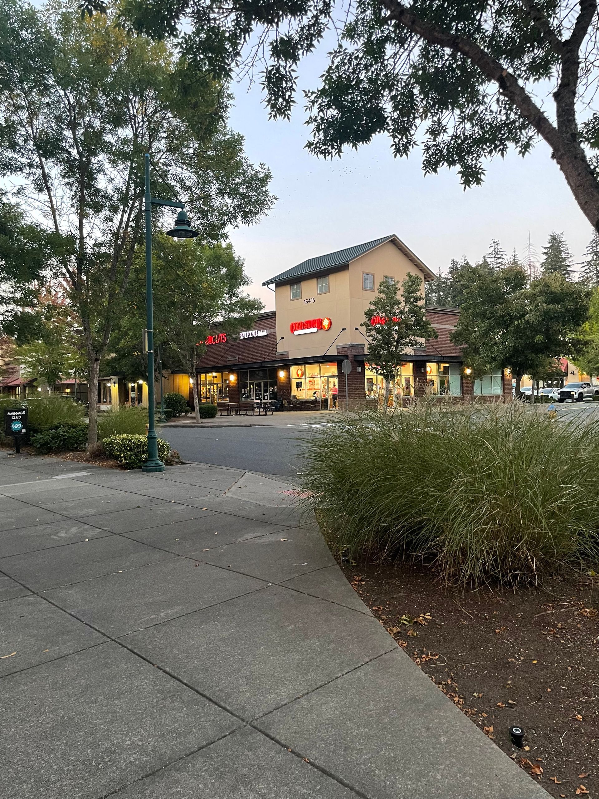 Mill Creek, WA town center walkway and Coldstone shop