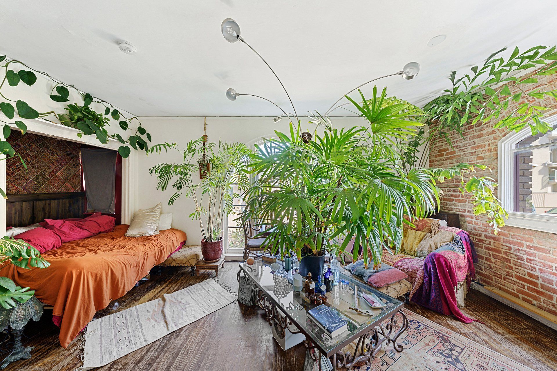 15 Eastwind St Apartments Studio with Exposed Brick