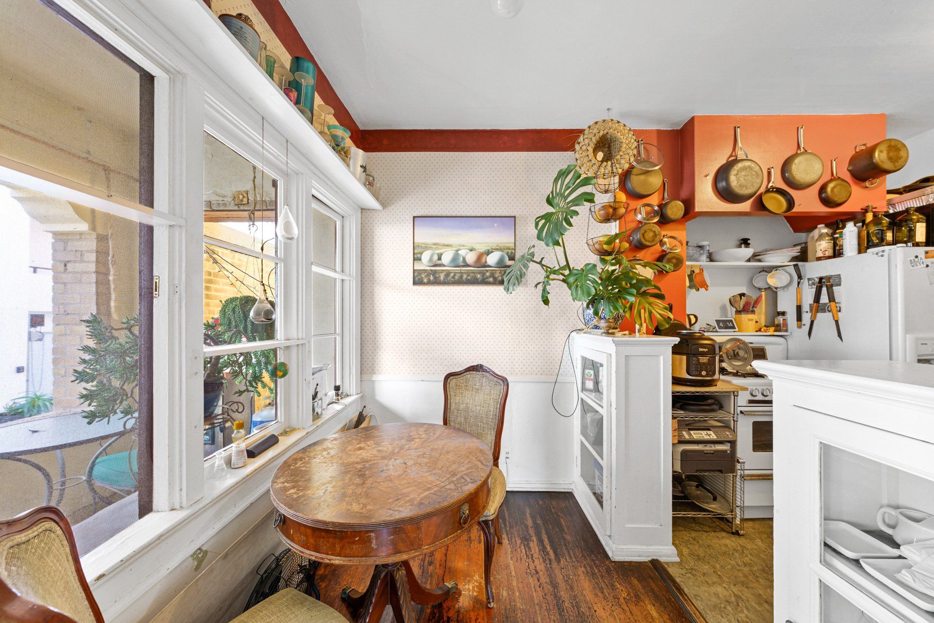 15 Eastwind St Dining Area