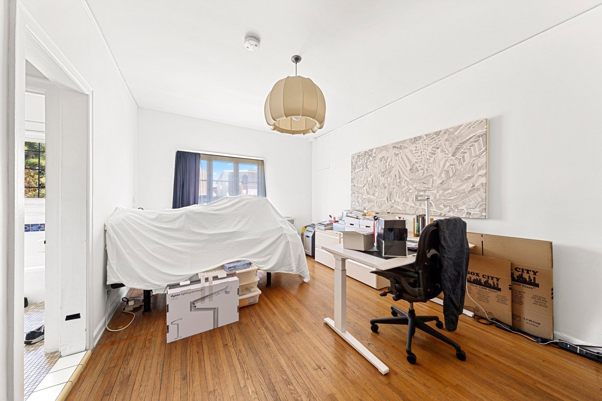 15 Eastwind St Bedroom with Living Space with Desk